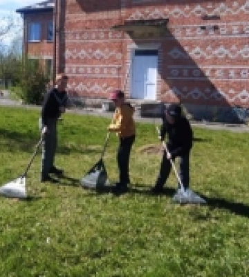 У селі на Волині улаштували весняне прибирання