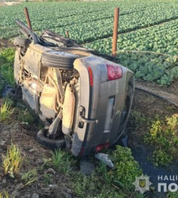 Один загиблий та двоє травмованих: поліція Закарпаття затримала водія вантажівки, який вчинив смертельну аварію у Заріччі