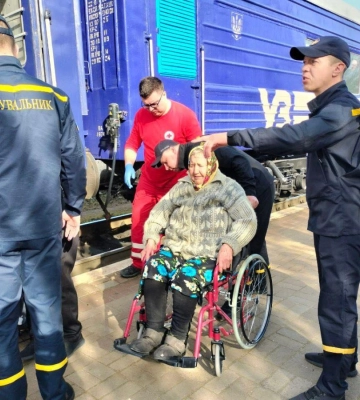 Третий эвакуационный поезд из Покровска приехал в Ровненскую область