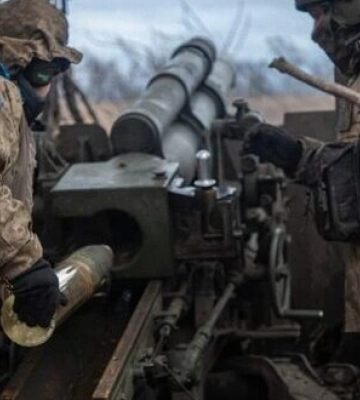 Протягом доби на фронті зафіксовано 53 бойові зіткнення. На Бахмутському напрямку відбито 15 ворожих атак, - Генштаб