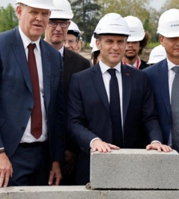 Макрон спрогнозував сценарій, за якого ЄС доведеться збільшити допомогу Україні