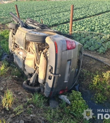 Один загиблий та двоє травмованих: поліція Закарпаття затримала водія вантажівки, який вчинив смертельну аварію у Заріччі