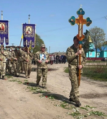 На Волині попрощалися з загиблим військовим Миколою Карпуком