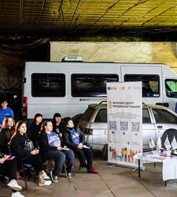 На Дніпропетровщині для жінок відкрили курси комп`ютерної діагностики автомобілів