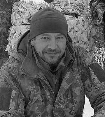 У Черкасах попрощалися із загиблим молодшим сержантом