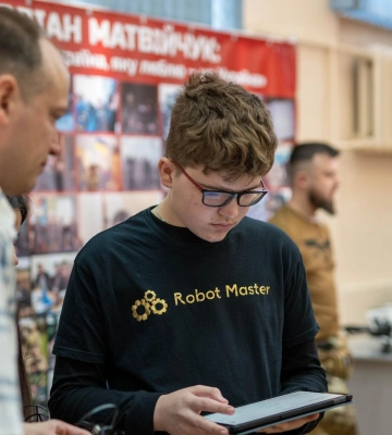 У Полтаві пройшли змагання з повітряної робототехніки імені Юліана Матвійчука 