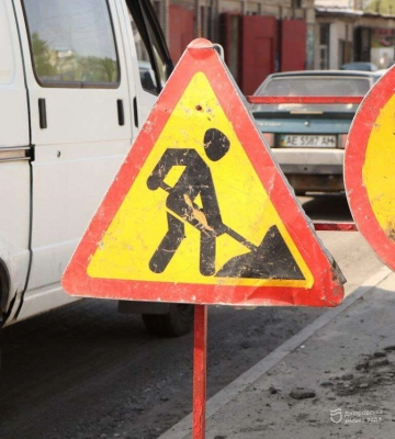 Дніпро продовжує ремонтувати дощоприймачі, аби вирішити проблему з підтопленнями