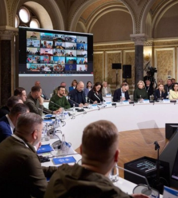 У Чернівцях президент Зеленський зустрівся з представниками Світового конгресу українців: що обговорювали