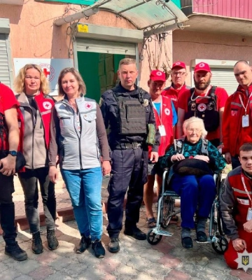 З прифронтових районів Харківщини евакуювали маломобільних та літніх людей 