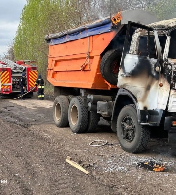 На Сумщині через атаку російського бпла загинув водій вантажівки - ДСНС