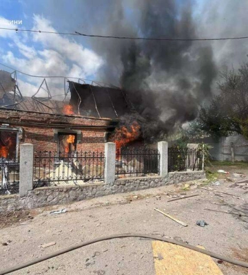 Росіяни вдарили дроном по Нікополю - троє постраждалих