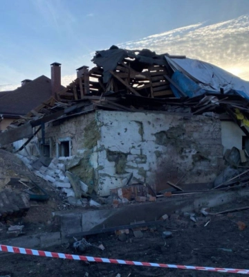 Над Днепром сбили ракету: более 10 человек пострадали из-за падения обломков