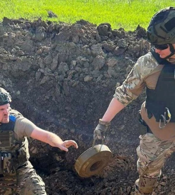 Рівненські поліцейські вибухотехніки розміновують деокуповану Херсонщину