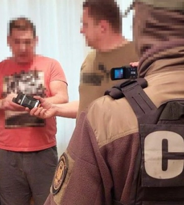 СБУ затримала зрадника, який хотів &quot;засвітити&quot; роботу ППО під Черкасами та Одесою