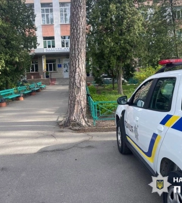 На Київщині вранці повідомляли про "замінування" відразу трьох навчальних закладів: що відомо