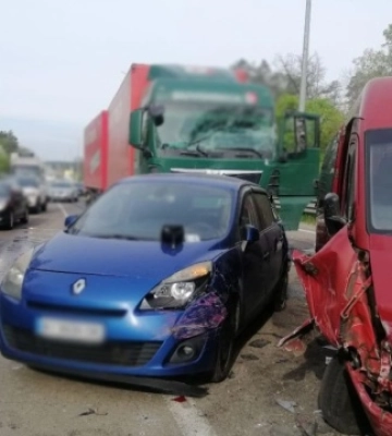 ДТП за участю шести автомобілів: у Києві оголосили підозру водієві вантажівки