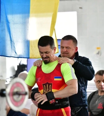 Монах зі Львівщини переміг у Чемпіонаті України з пауерліфтингу та встановив восьмий державний рекорд