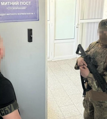 СБУ затримала трьох високопосадовців Київської, Рівненської та Одеської митниць: підозрюють в отриманні хабарів