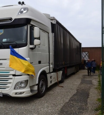 Франція передала Харкову гуманітарний вантаж 