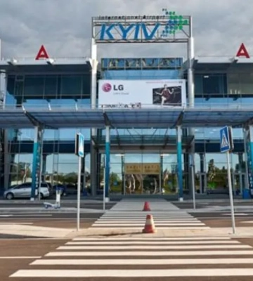 Аеропорт «Київ» зможе приймати пасажирів вже за місяць після відкриття неба над Україною – Костржевський