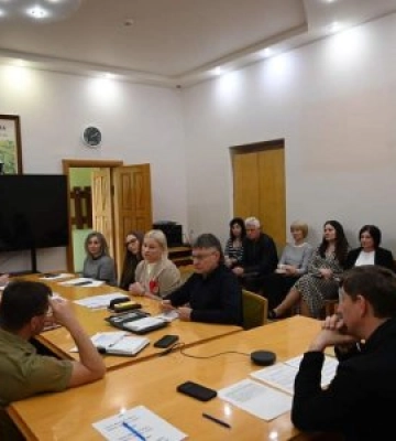 На Закарпатті  звернули увагу  на  на працевлаштуванні вимушених переселенців