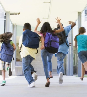 Цьогоріч літні канікули у Дніпрі розпочнуться на місяць пізніше