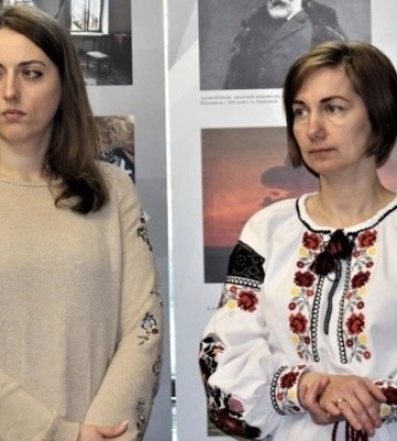 У Хмельницькому відкрили виставку про зруйнований музей Маріуполя