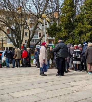 Безплатних гарячих обідів у центрі Рівного більше не буде
