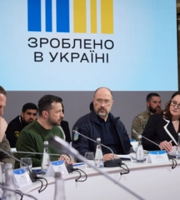Зеленський - під час презентації проєкту «Зроблено в Україні» в Чернівцях: Хочемо допомогти бізнесу