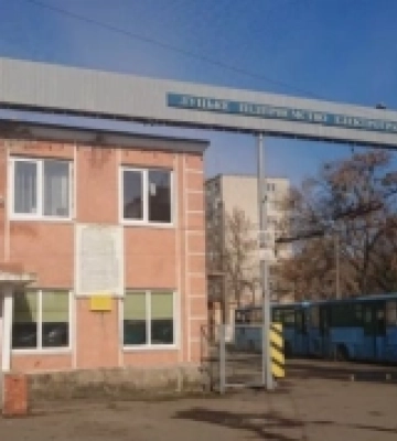 За розтрату коштів засудили директора, інженера та менеджера Луцького підприємства електротранспорту