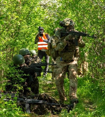 Інструктори Нацгвардії провели для закарпатських журналістів заняття з вогневої, тактичної та медичної підготовки