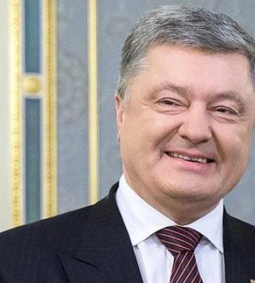Порошенко, несмотря на обещания, не дал денег на разрушенный музей Шухевича, – горсовет Львова