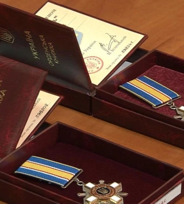 Посмертні ордени &quot;За мужність&quot; отримали сім&#039;ї військовослужбовців з Рівненщини (ВІДЕО)
