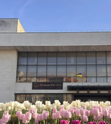 Розклад вистав у Франківському драмтеатрі в другій половині квітня