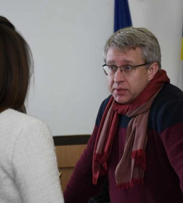 Один із депутатів Рівненської облради склав повноваження