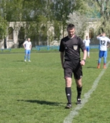 З розгромами, мінімальною перевагою і перемогою по пенальті стартував Кубок Рівненського району з футболу