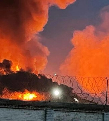 Вибухи у Джанкої: супутник зафіксував шість осередків потужних пожеж 