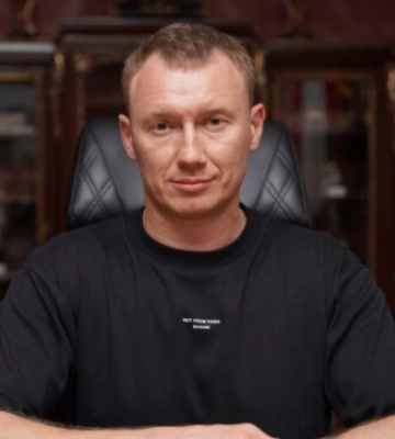 Нерухомість вже не модно: депутат Табалов вклав мільйон у годинники Нерухомість вже не модно: депутат Табалов вклав мільйон у годинники