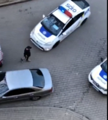 Все лице у крові. У Чернівцях на Південно-Кільцевій жінка побила пенсіонерку