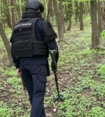 На Дубенщині піротехніки знищили боєприпаси часів Другої світової війни