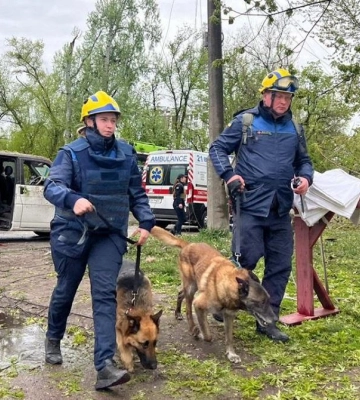 Ракетний удар по Чернігову, є загиблі та поранені