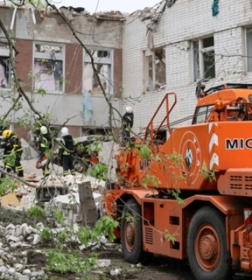 У Чернігові кількість загиблих унаслідок удару РФ зросла до 14