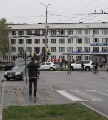 Россия повредила центральный корпус Черниговской политехники