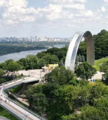 Колишню Арку дружби народів у Києві можна знести, вона не є пам’яткою історії - МКІП