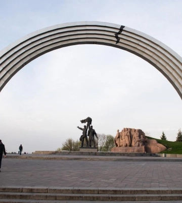 Мінкульт позбавив статусу пам&#039;ятки колишню Арку Дружби народів у Києві: тепер монумент може бути демонтований