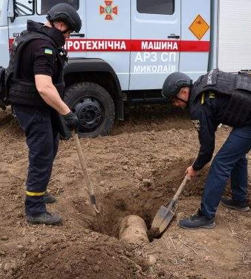 Піротехніки виявили на Миколаївщині авіаційні бомби часів минулих війн