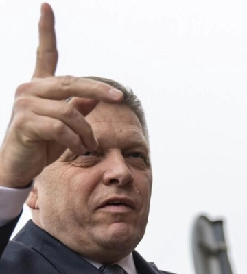 РФ ніколи не поверне Крим Україні та не піде з Донбасу, - прем’єр Словаччини Фіцо