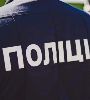 Мер українського містечка побив молодого чоловіка на очах у поліції (ВІДЕО)