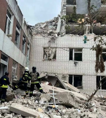 Унаслідок ракетного удару по Чернігову близько 80 осіб звернулися по медичну допомогу, понад 40 госпіталізовано