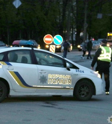 Чернігівська поліція посилила патрулювання після смертоносного російського ракетного удару